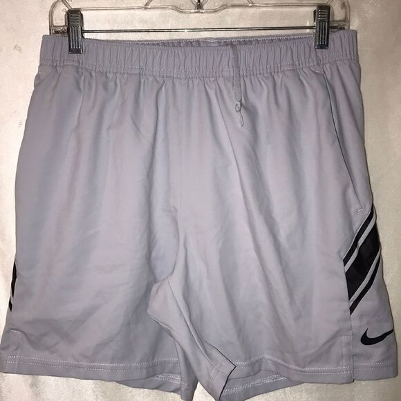 Nike Dri Fit Running shorts size medium - Picture 1 of 8